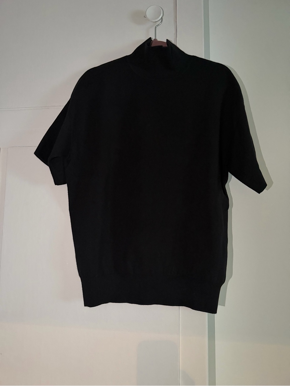 Aritzia Babaton Oversized Black Short-Sleeve Mock neck Sweater